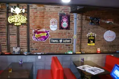 L'Univers Bar à Sedan - Notre décoration authentique et notre atmosphère